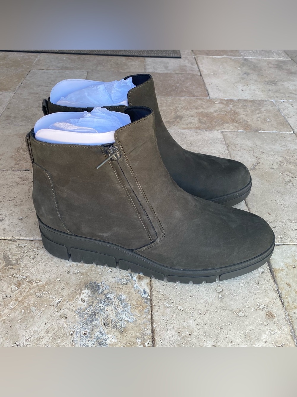 Vionic Uptown Sur Women's SZ 11 Dark Olive Nubuck Wedge Ankle Bootie ($180)